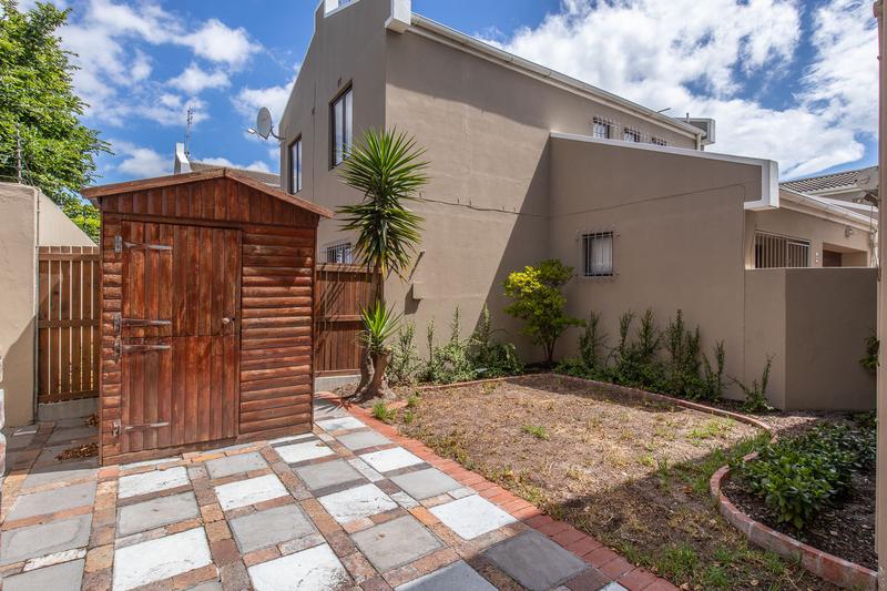 To Let 3 Bedroom Property for Rent in Diep River Western Cape